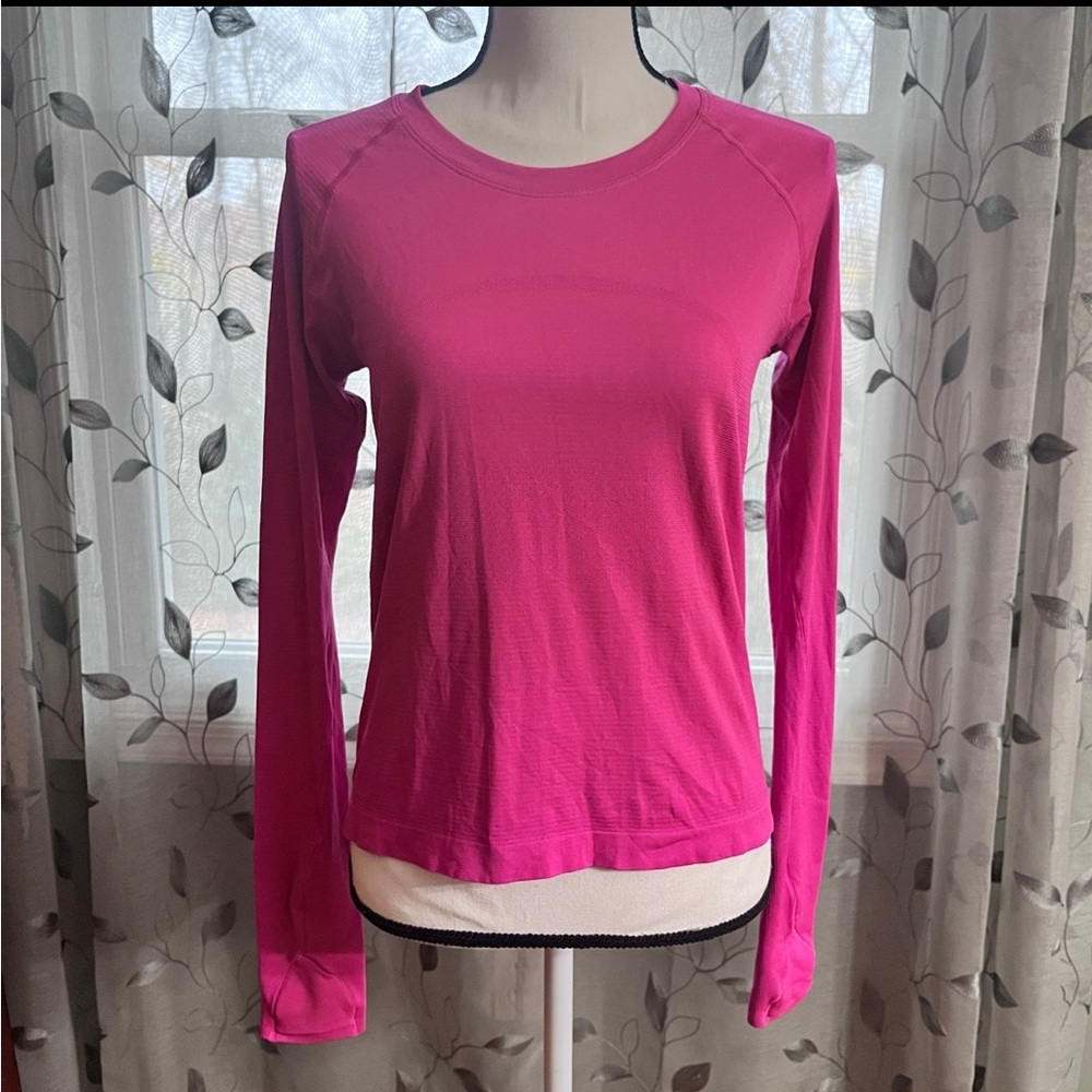 Lululemon Swiftly Tech. Long Sleeve Crewneck in Sonic Pink | Sz 8